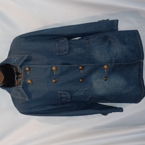 Women’s Button Front Distressed Denim Blue jean Coat fits like large, 22" ptp - Picture 1 of 7